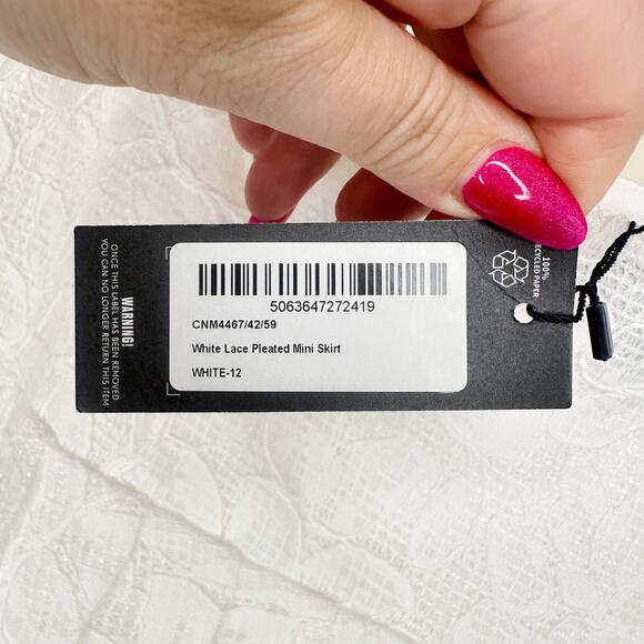 NWT Pretty Little Thing White Lace Pleated Drop Waist Micro Mini Skirt 8 - Picture 6 of 10